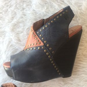 Lucky Brand “Ramada” Leather Two-Tone Wedge Heels